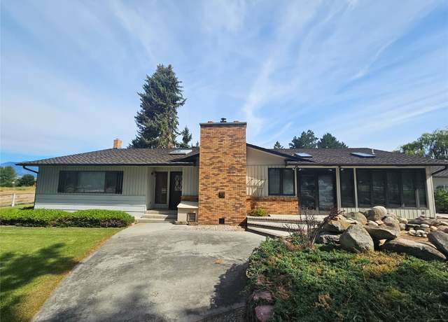 Property at 472 Magpie Ln, Corvallis, MT 59828, 3 beds, 2 baths