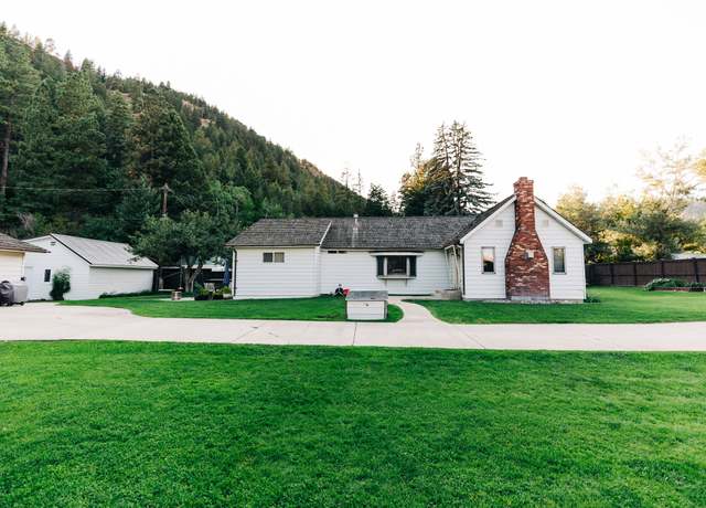 Property at 215 Recreation Rd, Wolf Creek, MT 59648, 3 beds, 2 baths