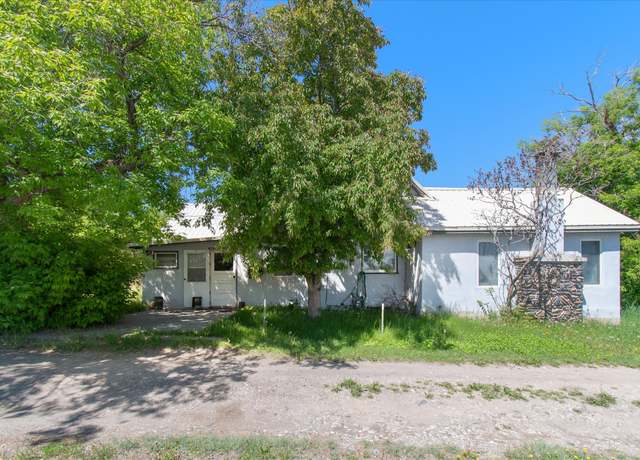 Property at 1937 Billings Ave, Helena, MT 59601, 3 beds, 2 baths