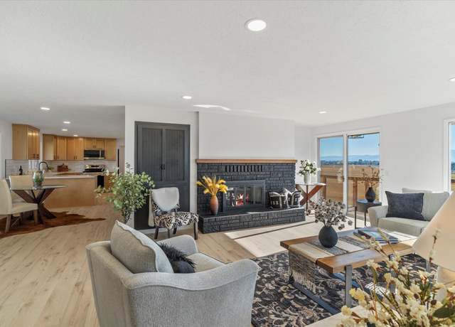 Property at 2810 Hwy 35, Kalispell, MT 59901, 4 beds, 2.5 baths