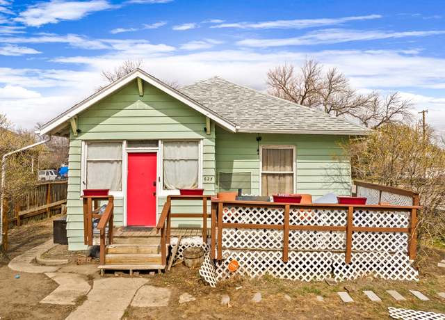 Property at 625 5th Ave S, Great Falls, MT 59405, 2 beds, 1 bath