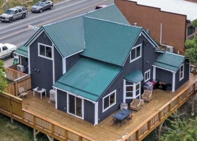 Property at 229 W Main St, Thompson Falls, MT 59873, 3 beds, 2.5 baths