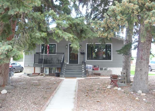 Property at 3115 8th Ave N, Great Falls, MT 59401, 6 beds, 3 baths