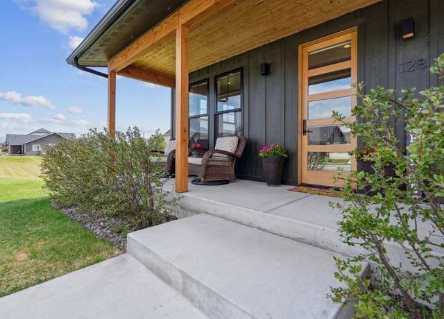 Property at 128 Owl Loop, Kalispell, MT 59901, 5 beds, 3 baths