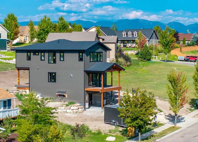 Property at 210 Kara Dr, Kalispell, MT 59901, 3 beds, 2.5 baths
