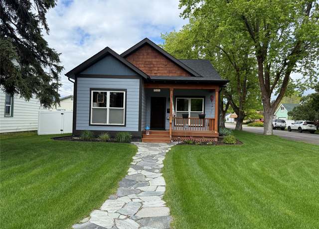 Property at 702 7th Ave E, Kalispell, MT 59901, 3 beds, 2 baths