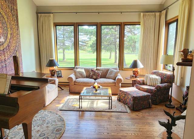 Property at 122 Fairway Blvd, Kalispell, MT 59901, 2 beds, 2.5 baths