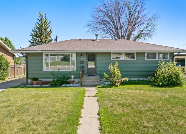 Property at 1218 Avenue B NW, Great Falls, MT 59404, 5 beds, 2 baths