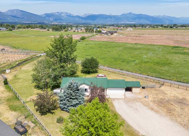 Property at 540 Chats Ln, Corvallis, MT 59828, 3 beds, 2 baths
