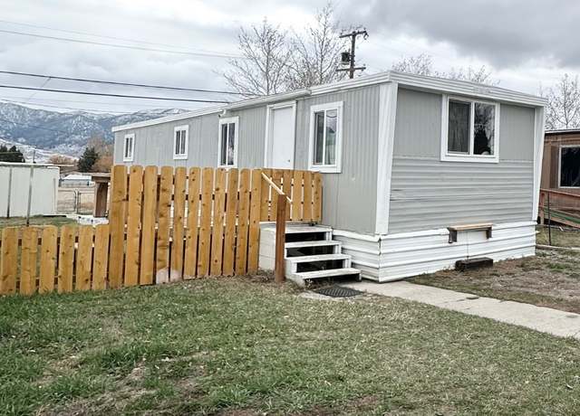Property at 2508 Parrot St, Butte, MT 59701, 2 beds, 1 bath