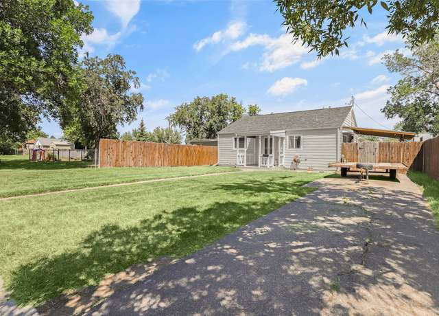 Property at 3705 1st Ave S, Great Falls, MT 59401, 2 beds, 1.5 baths