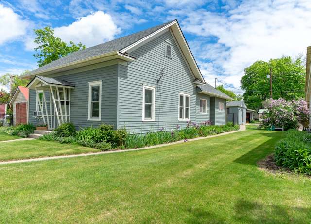 Property at 317 5th Ave W, Kalispell, MT 59901, 3 beds, 1 bath