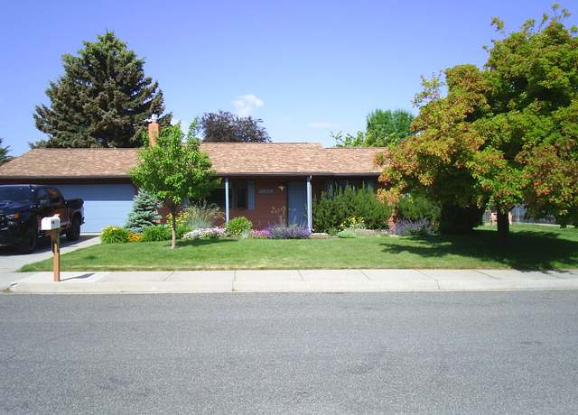 Property at 2424 Teakwood Ln, Helena, MT 59601, 3 beds, 2 baths