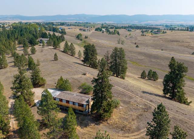 Property at 242 Sky Pilot Ln, Stevensville, MT 59870, 4 beds, 3 baths