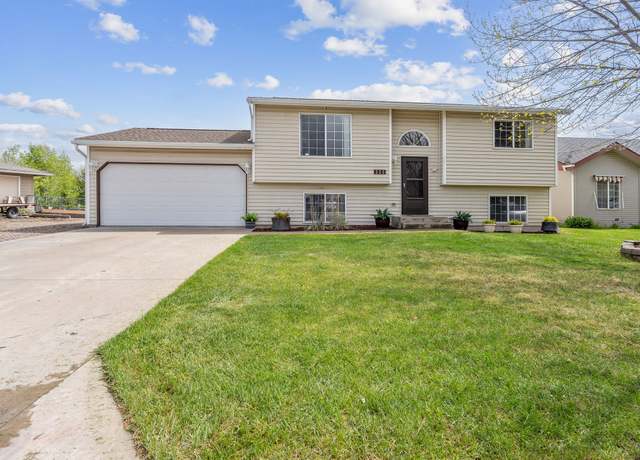 Property at 111 Greenbriar Dr, Kalispell, MT 59901, 4 beds, 2 baths