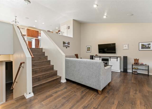 Property at 809 49th St N, Great Falls, MT 59405, 3 beds, 2 baths