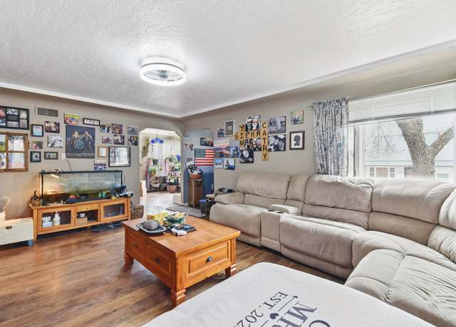 Property at 923 1st St S, Shelby, MT 59474, 4 beds, 2 baths