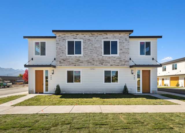 Property at 447 Skeels Ave, Hamilton, MT 59840, 3 beds, 2.5 baths