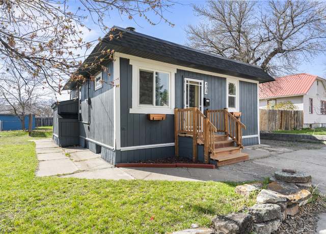Property at 408 26th St S, Great Falls, MT 59405, 3 beds, 1 bath