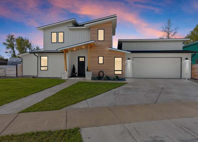 Property at 5519 Golf Dr, Lolo, MT 59847, 5 beds, 3 baths