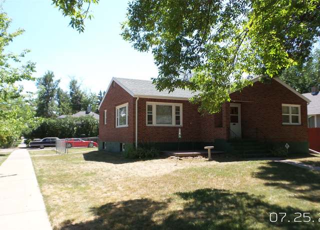 Property at 700 2nd St SW, Great Falls, MT 59404, 5 beds, 1.5 baths