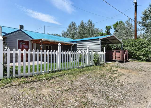 Property at 120 20th St SW, Great Falls, MT 59404, 2 beds, 1 bath