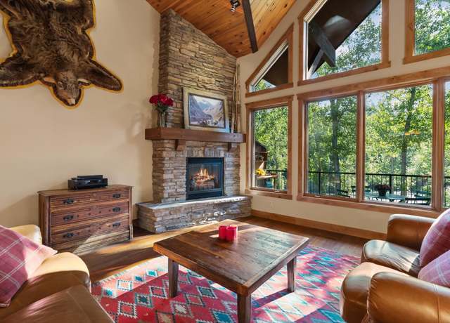 Property at 443 Osborn Ave #212, Bigfork, MT 59911, 3 beds, 3 baths