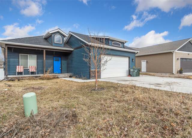 Property at 387 Mountain Vista Way, Kalispell, MT 59901, 5 beds, 3 baths