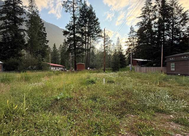 Property at 526 Glacier Ave Ave, Hungry Horse, MT 59919