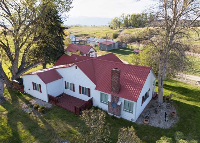 Property at 591 Wilcox Ln, Corvallis, MT 59828, 3 beds, 1 bath