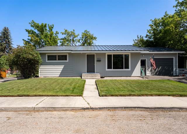 Property at 2018 34th St, Missoula, MT 59801, 3 beds, 2 baths