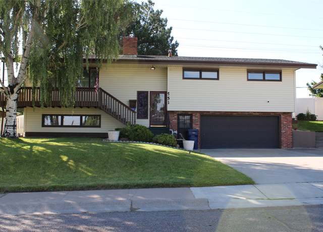 Property at 731 46th St S, Great Falls, MT 59405, 4 beds, 2.5 baths