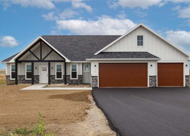 Property at 132 Barn Wood Ln, Great Falls, MT 59405, 4 beds, 2 baths