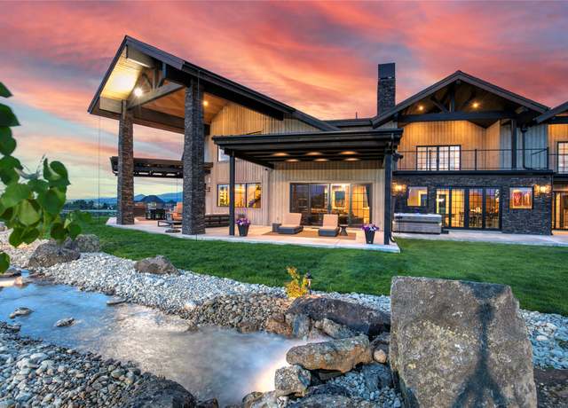 Property at 1135 Golf Course Rd, Hamilton, MT 59840, 4 beds, 3.5 baths