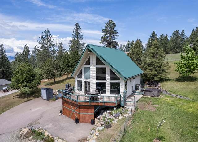 Property at 38234 Pearsall Ln, Polson, MT 59860, 3 beds, 2.5 baths