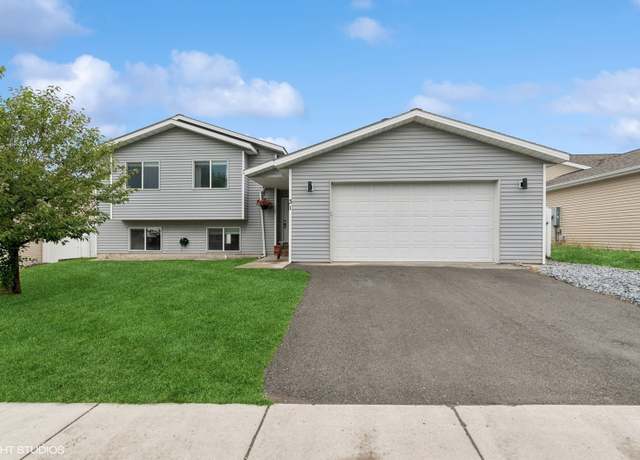 Property at 31 Rockefeller Dr, Kalispell, MT 59901, 5 beds, 3 baths