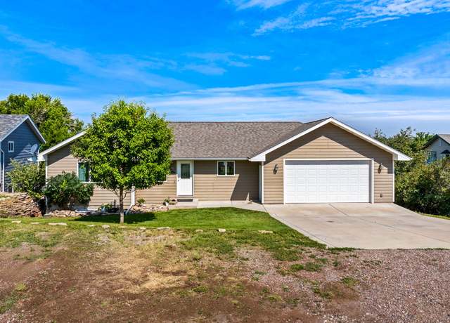 Property at 137 Marillyn Dr, Great Falls, MT 59405, 4 beds, 3 baths