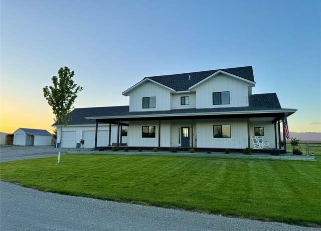 Property at 2650 W Valley Dr, Kalispell, MT 59901, 4 beds, 4 baths