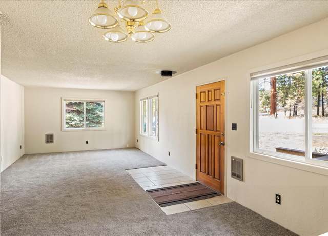 Property at 172 Holt Dr, Bigfork, MT 59911, 5 beds, 3 baths
