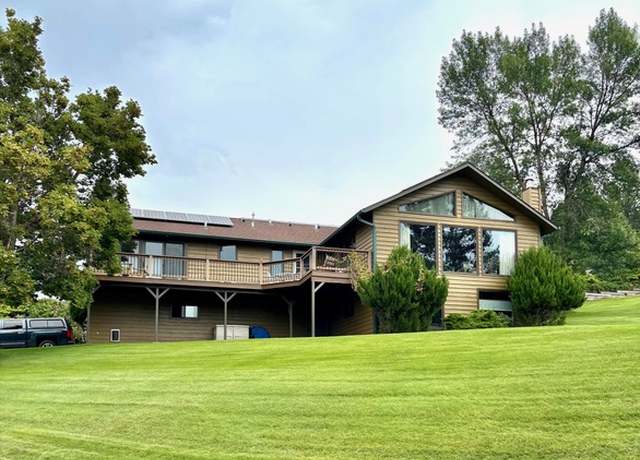Property at 11 Contour Rd, Missoula, MT 59802, 3 beds, 2 baths