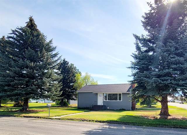 Property at 821 Carter St, Deer Lodge, MT 59722, 3 beds, 1 bath