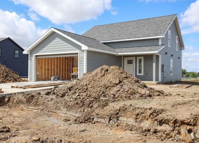 Property at 3702 7th St NE, Great Falls, MT 59404, 3 beds, 2 baths