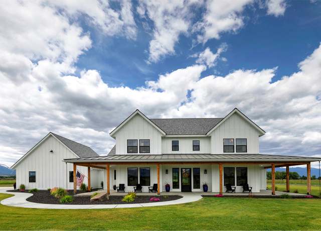 Property at 1741 Eastside Highway Hwy, Corvallis, MT 59828, 4 beds, 2.5 baths