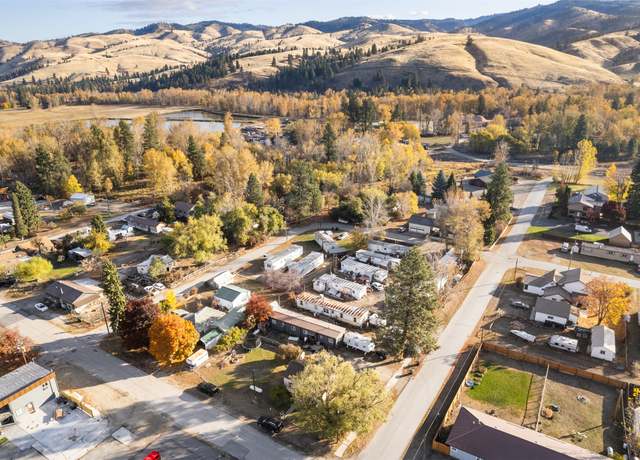 Property at 201 E Miles Ave, Darby, MT 59829, 2 beds, 1 bath