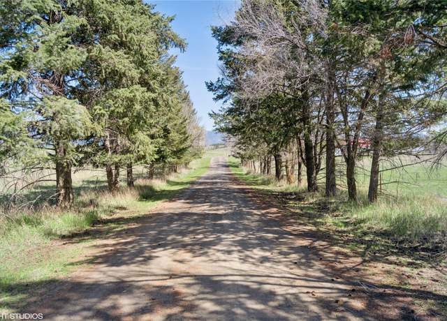 Property at 222 Lundeen Rd, Eureka, MT 59917, 4 beds, 2 baths