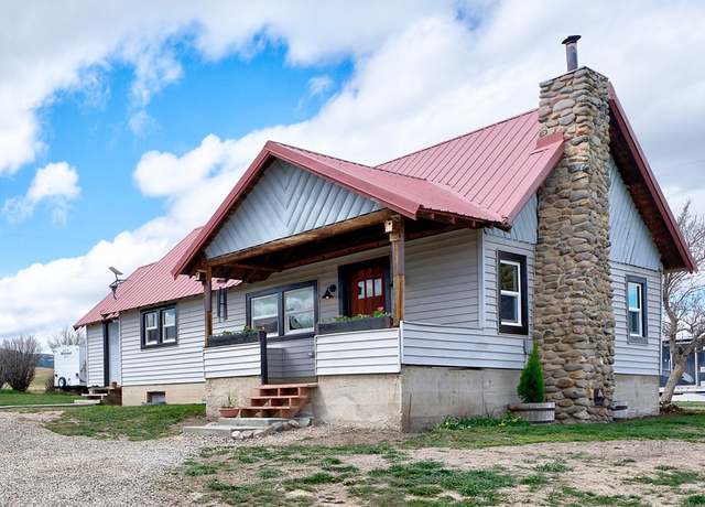 Property at 6415 Lone Pine Rd, Helena, MT 59602, 4 beds, 2 baths