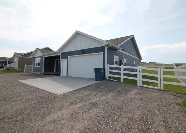Property at 506 Mountain View Dr, Cascade, MT 59421, 4 beds, 2 baths