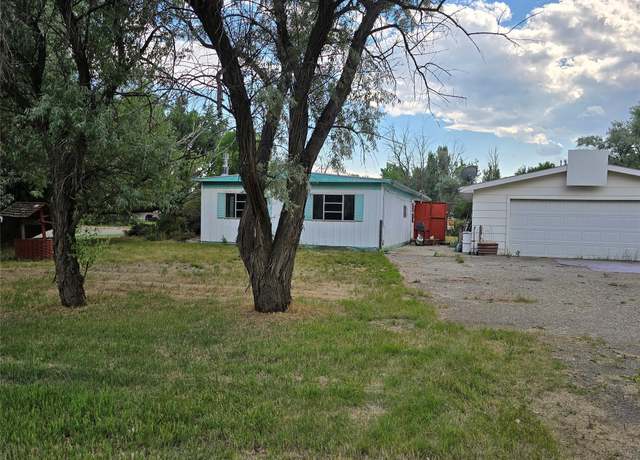Property at 2120 Washington St, Fort Benton, MT 59442, 3 beds, 1.5 baths