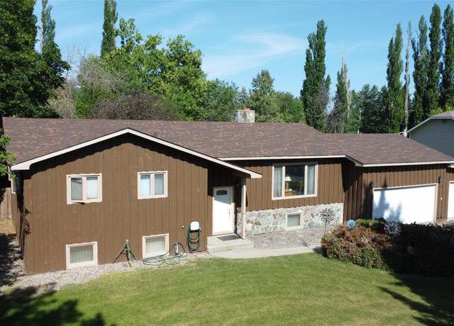 Property at 188 N Riding Rd, Kalispell, MT 59901, 5 beds, 3 baths