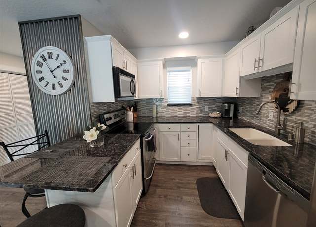 Property at 1 Kootenai Ave #10, Polson, MT 59860, 1 bed, 1 bath